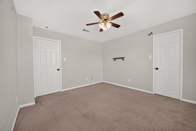 Building Photo - 25346 Barmby Dr