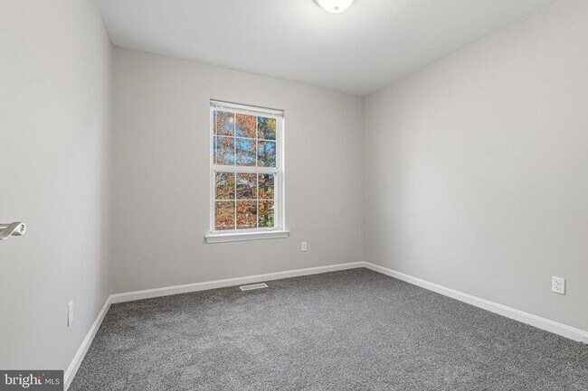 Building Photo - 3365 Cheverly Ct