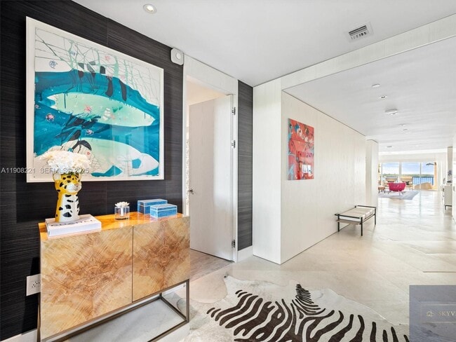 Building Photo - 5142 Fisher Island Dr