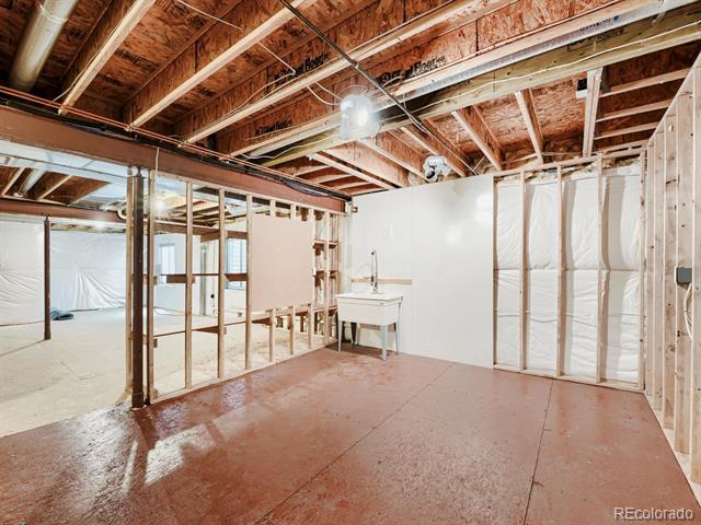 Building Photo - 13692 Plaster Cir