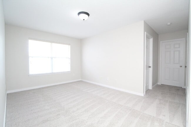 Building Photo - West Pensacola 4-Bedroom Home with Bonus R...