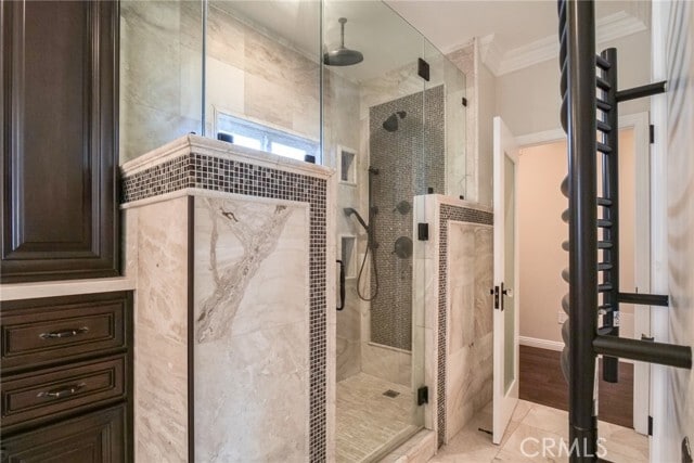 Building Photo - 5529 Graywood Ave