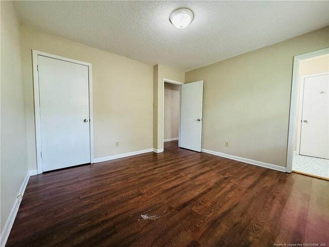 Building Photo - 289 Ramona Dr