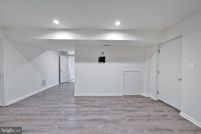 Building Photo - 1103 Grady Ct