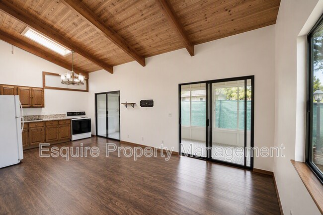 Building Photo - 4290 Aspen Ln