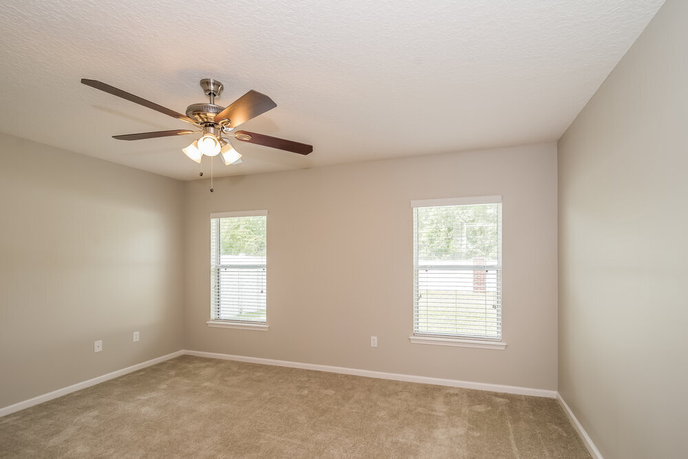 Building Photo - 303 Sanwick Dr