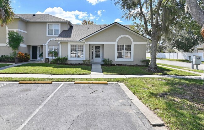 Primary Photo - 2112 Cypress Bay Blvd
