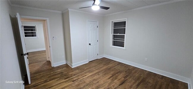 Building Photo - 1121 Harbins Rd