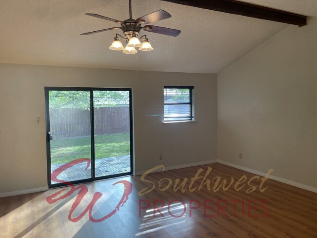 Building Photo - 3/2 Brick home in a quiet family neighborhood