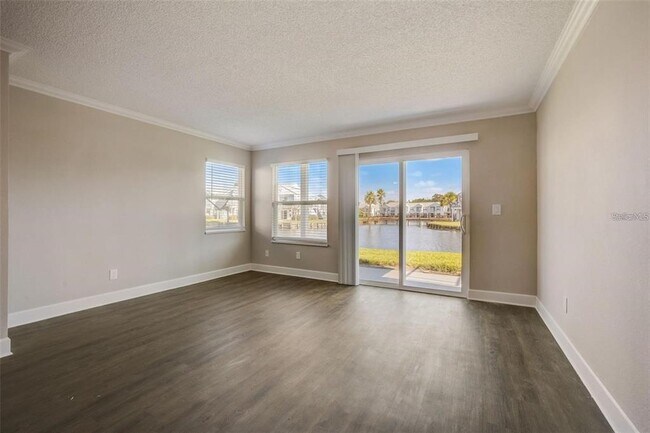 Building Photo - 2556 Woodgate Blvd