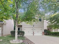 Building Photo - 214 Hidden Creek Pt