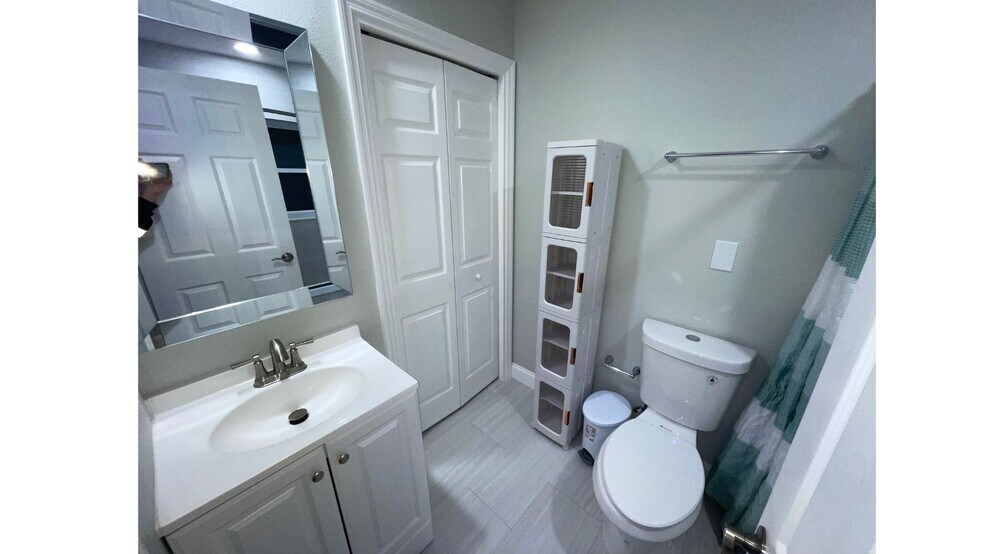 Building Photo - 7029 Fernleaf Ct