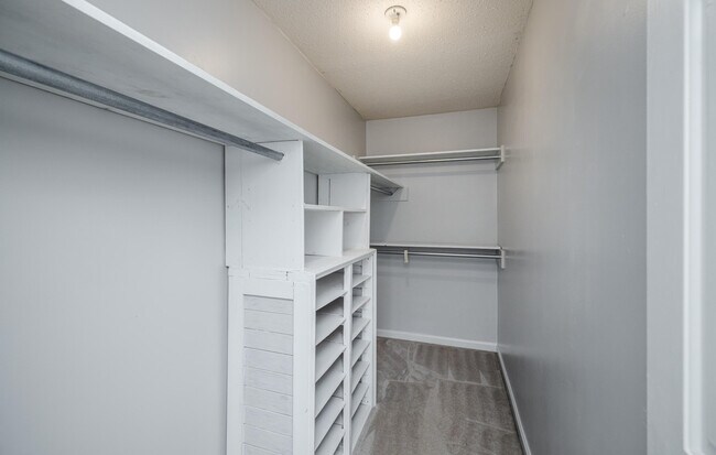 Building Photo - 162 Moss Creek Dr