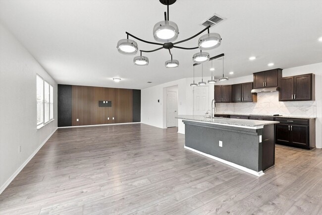 Building Photo - 6523 Wind Arbor