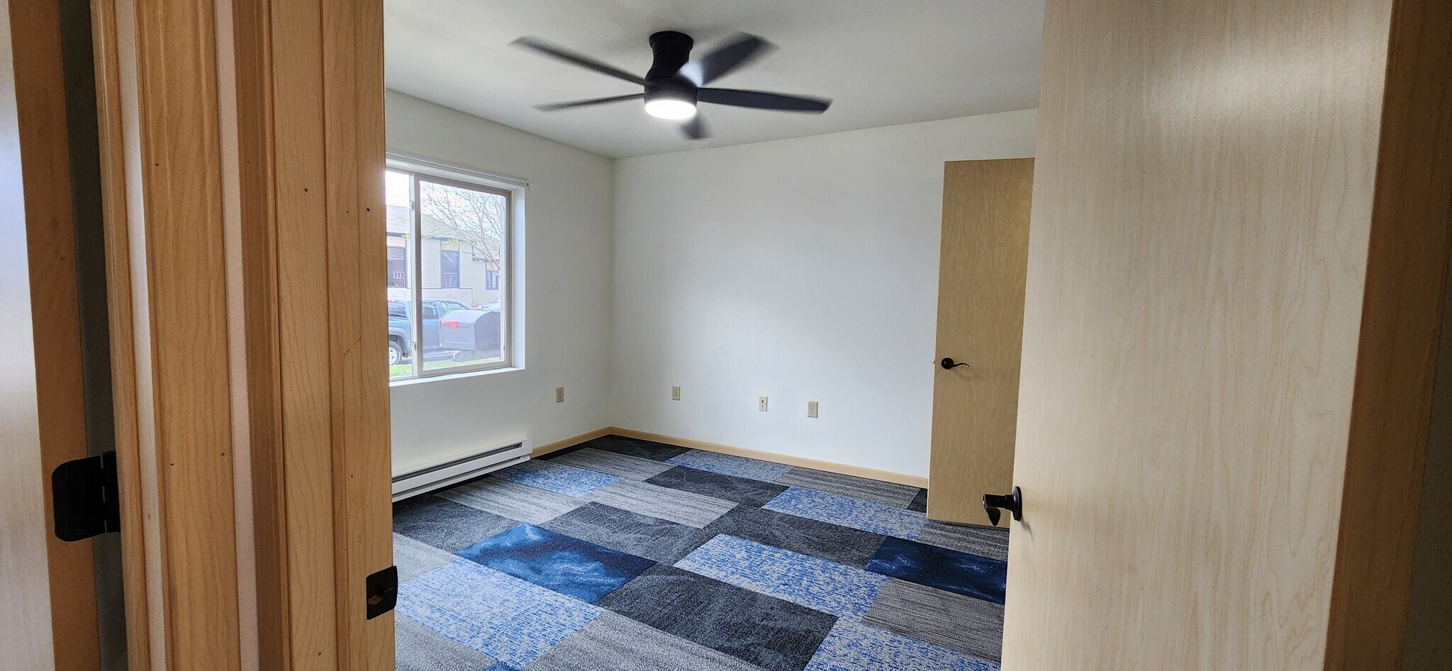 Building Photo - 1465 Green Bay St