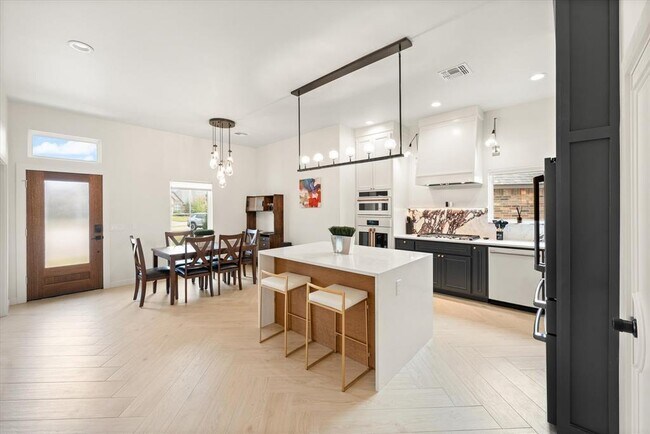 Building Photo - 1304 Katelyn Ct