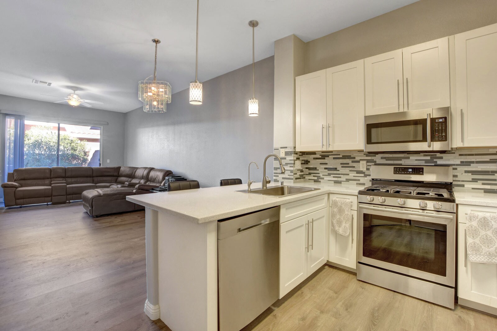 Building Photo - 2890 Red Rooster Ct