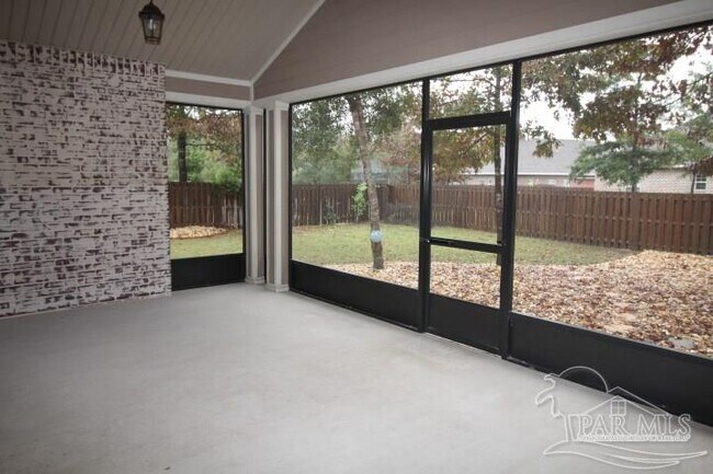 Building Photo - 8864 Spider Lily Way