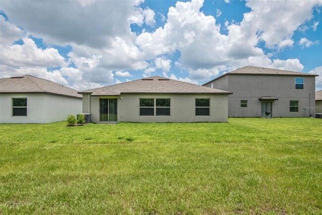 Building Photo - 7122 Samuel Ivy Dr