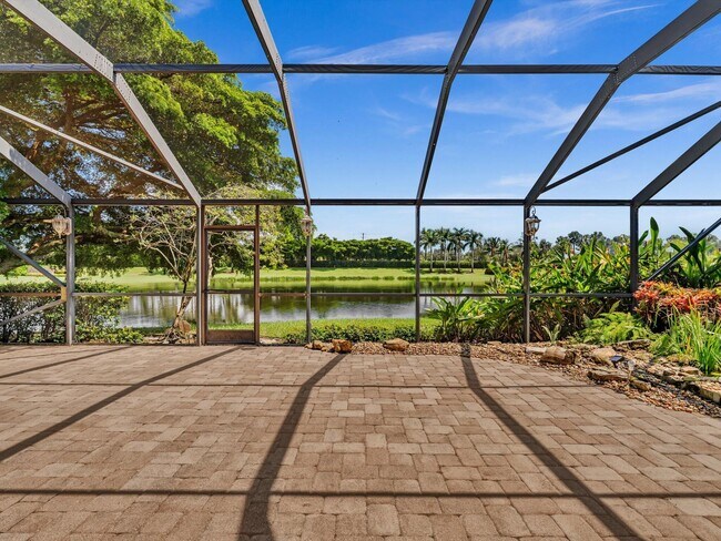 Building Photo - 10122 Spyglass Way