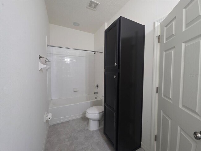Building Photo - 17545 Buckingham Garden Dr