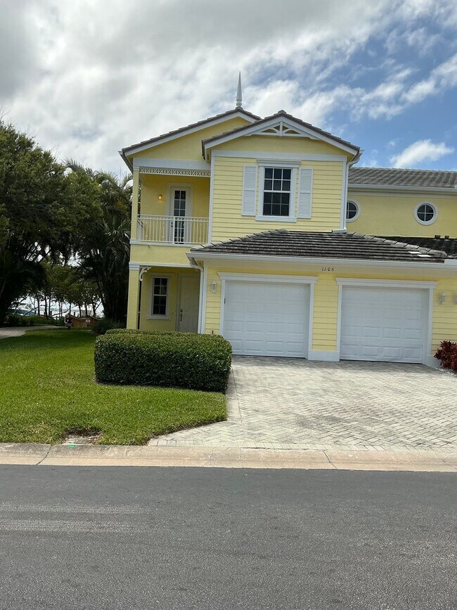 Building Photo - Annual Waterfront Unfurnished Rental Unit ...