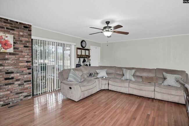 Building Photo - 315 Gardners Terrace Rd