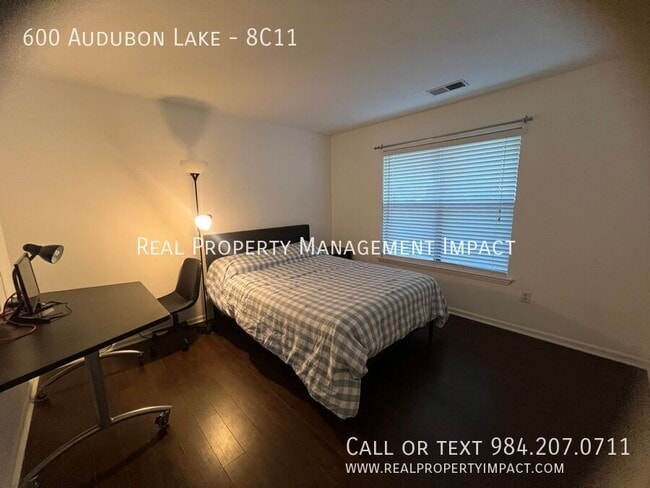 Building Photo - 600 Audubon Lake Dr