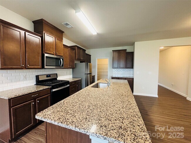 Building Photo - 3147 Cheyney Park Dr