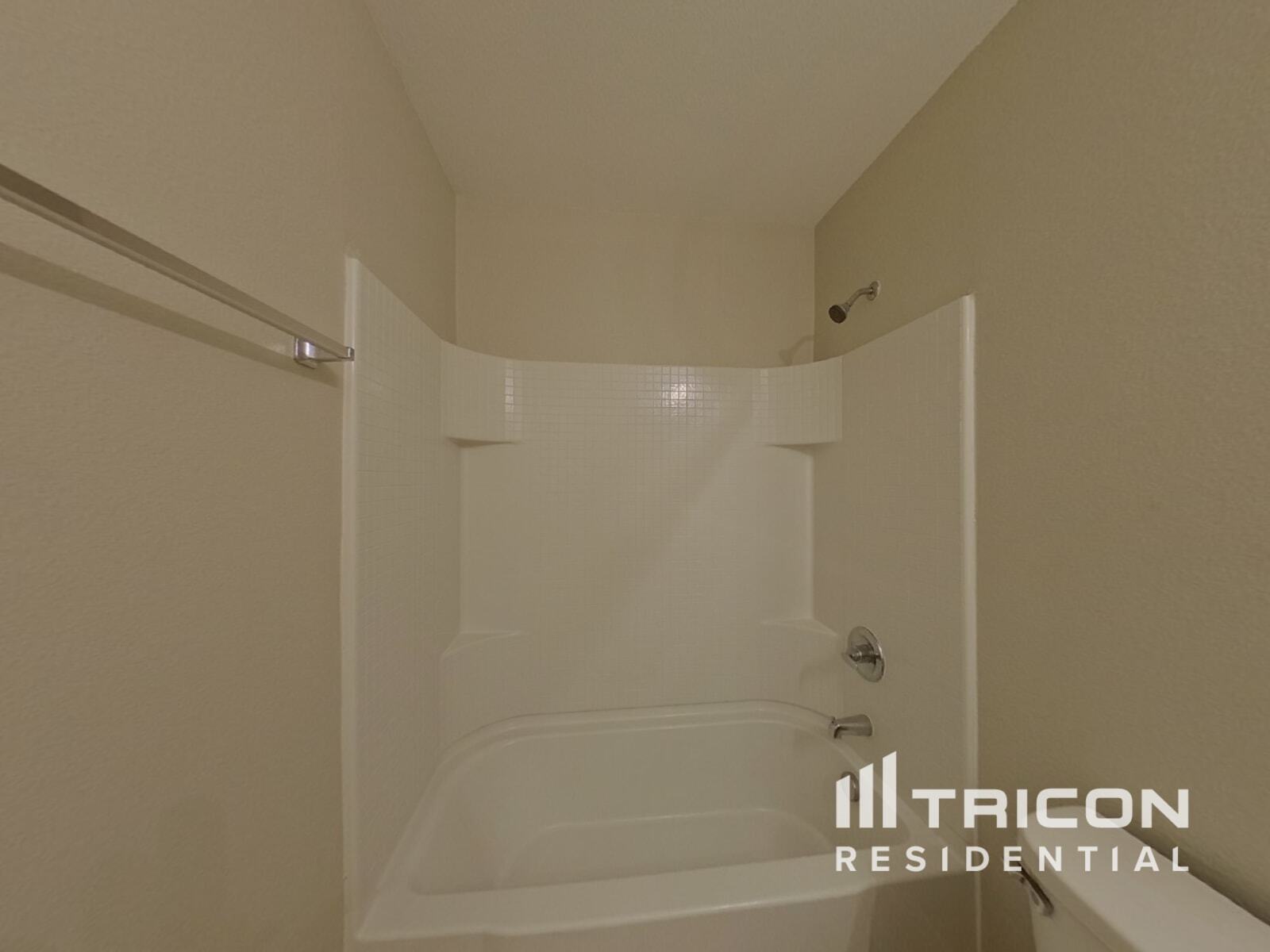 Building Photo - 617 Chickadee Dr