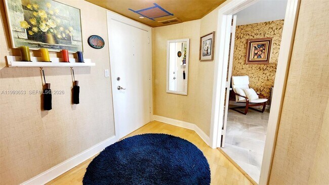 Building Photo - 888 Intracoastal Dr