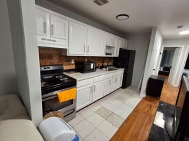 Building Photo - 2190 Fulton St