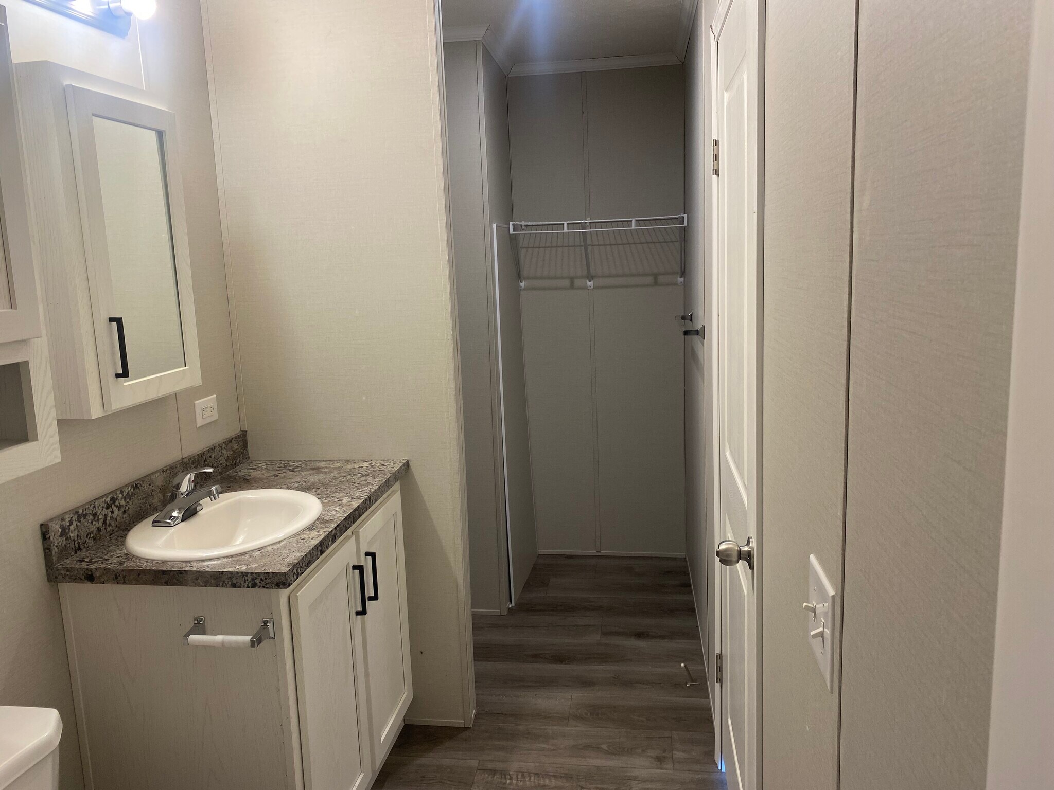 Building Photo - 80 Belmar St