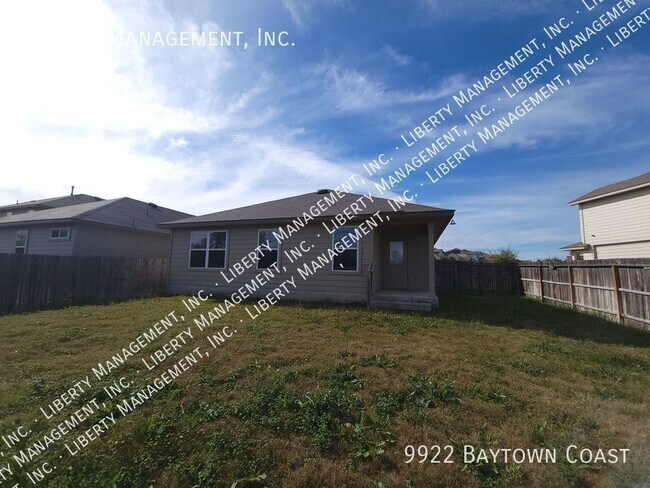 Building Photo - Charming One- Story Home On a GREENBELT LO...