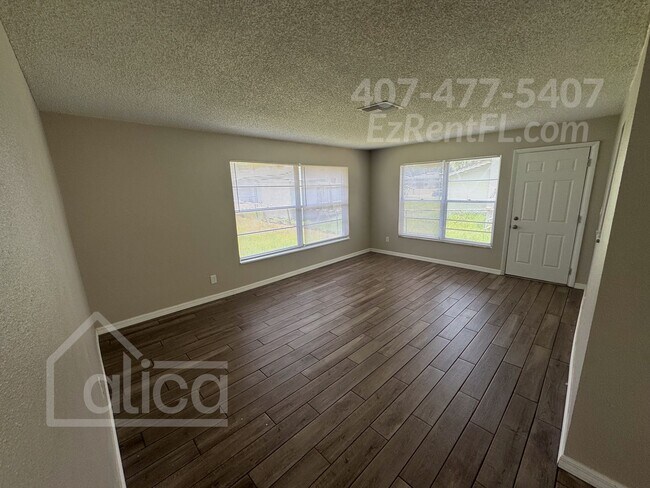 Building Photo - Fully Remodeled 4BR/2BA Home – Move-In Ready!
