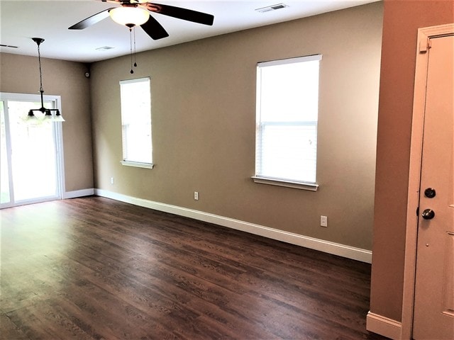 Building Photo - 8824 Shadowglen Dr