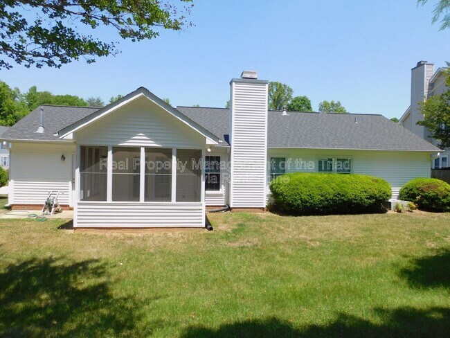 Building Photo - 5609 Wellsley Dr W