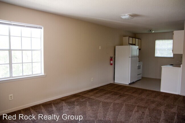 Building Photo - 1722 14th Ave S