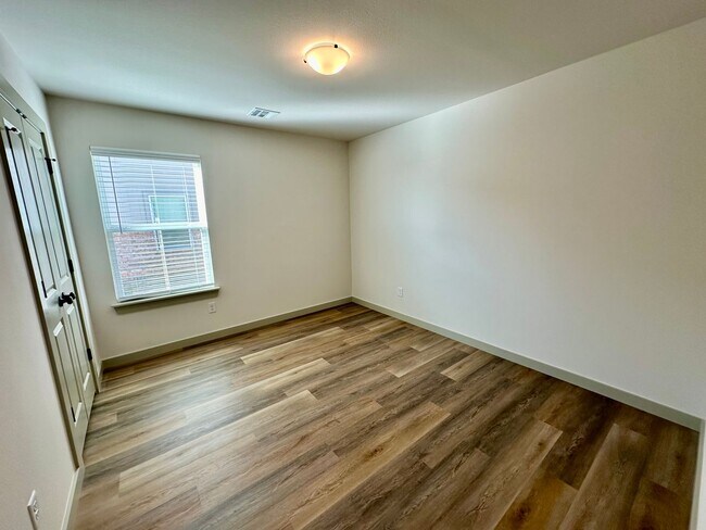 Building Photo - 13507 S 95th E Ave