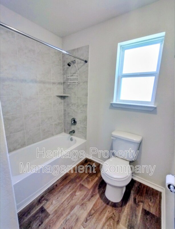 Building Photo - 9558 Ranch Lp