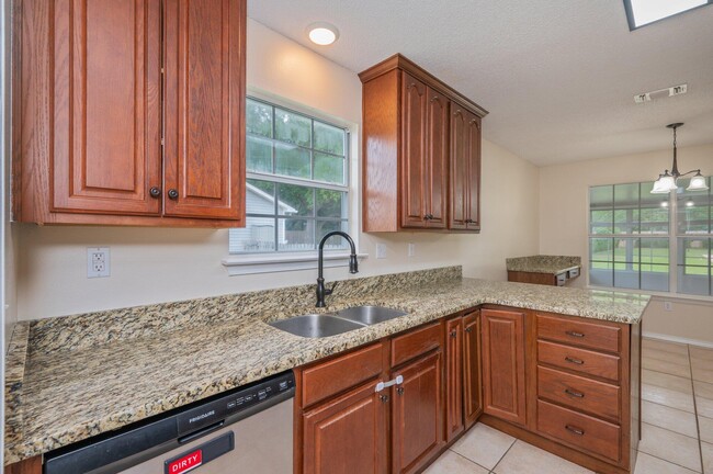 Building Photo - 3009 La Salle Ct