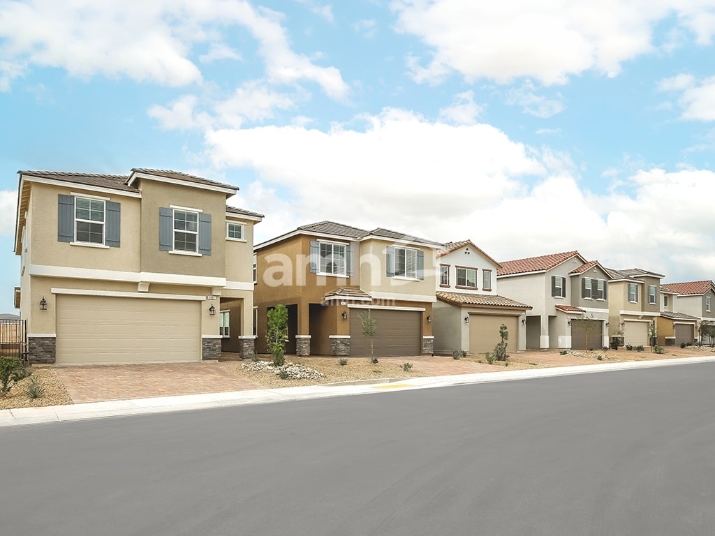 Building Photo - 8750 N Begonia Ct