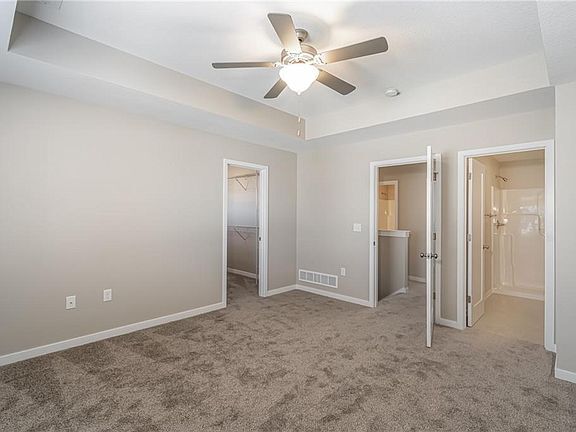 Building Photo - 9611 Turnpoint Dr