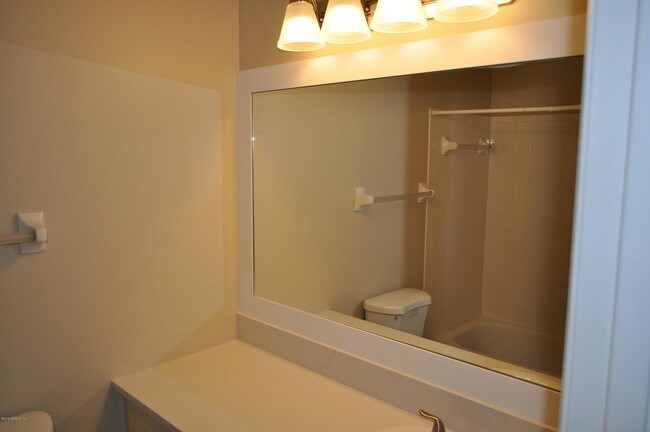 Building Photo - 2133 Sea Hawk Dr