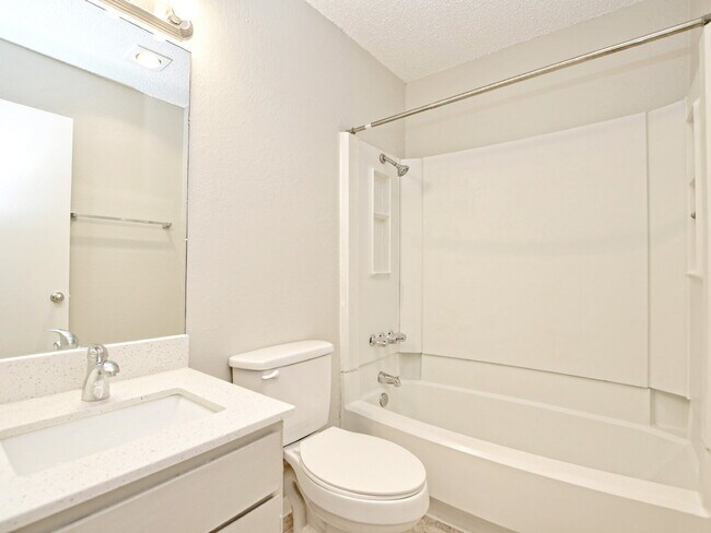Building Photo - "Cozy Living at 301 Algerita: Charming 2-B...