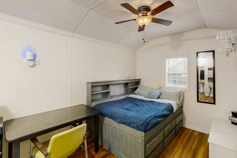 Building Photo - 2306 Escambia Dr