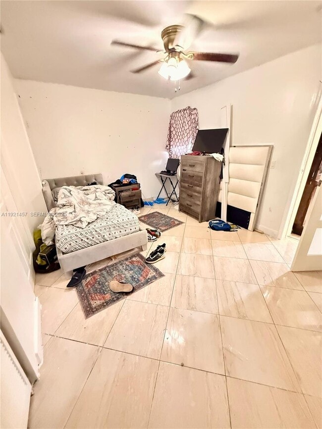 Building Photo - 7666 La Salle Blvd