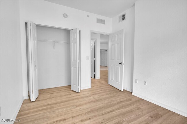 Building Photo - 20321 Estero Gardens Cir