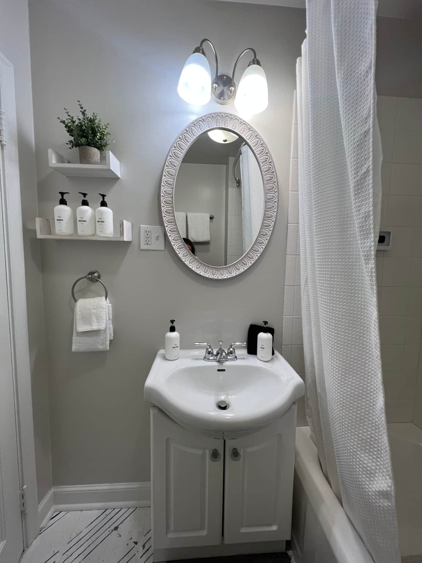 Bathroom with shower and tub - 9 N 6th St