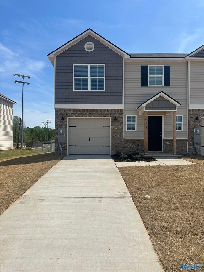 Building Photo - 4121 Hudson Ct SW